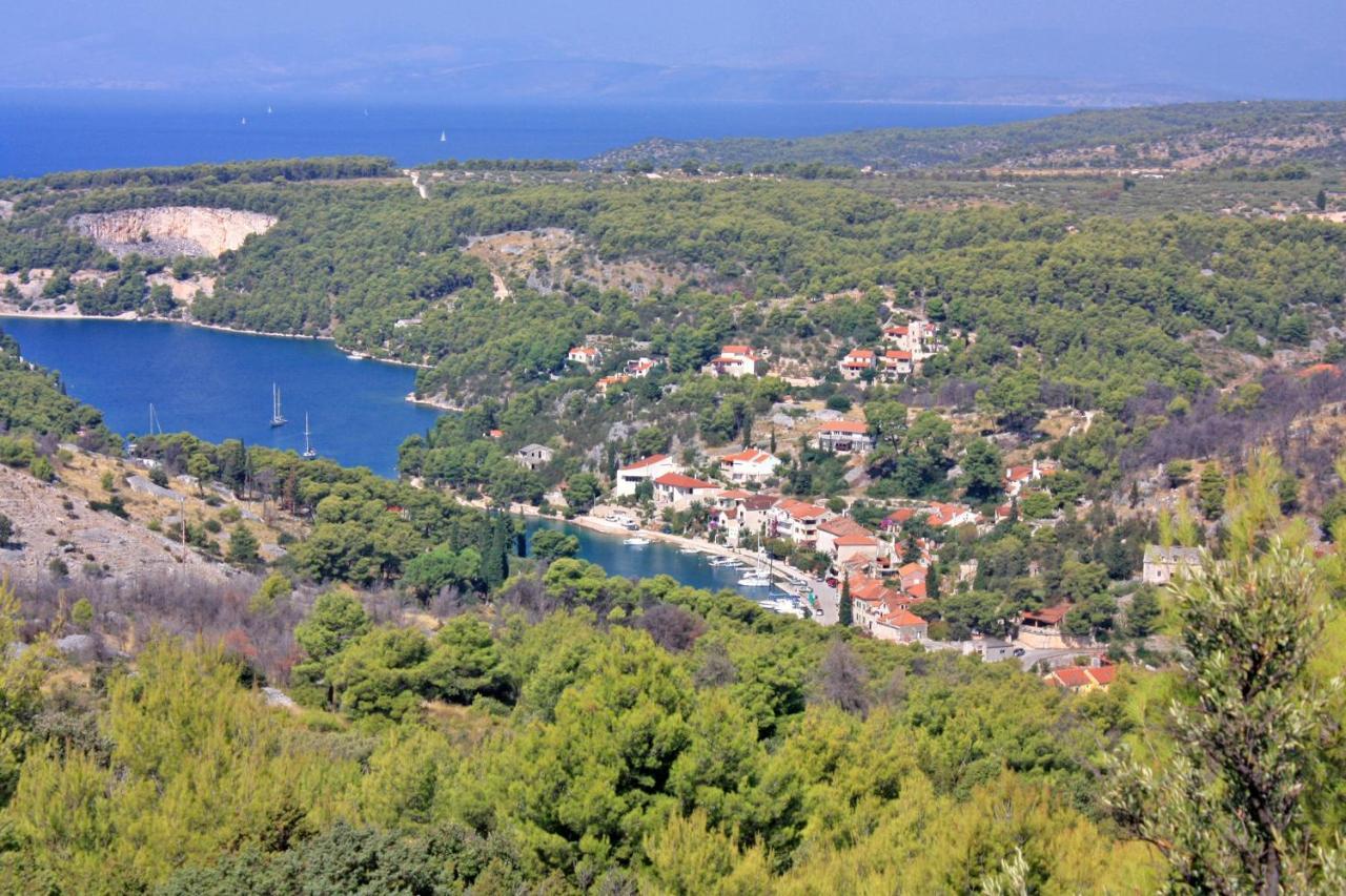 Apartments By The Sea Bobovisca Na Moru, Brac - 5682 Ložišće Екстериор снимка